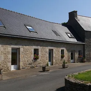 La Ferme Guibel Bed & Breakfast Plouzelambre